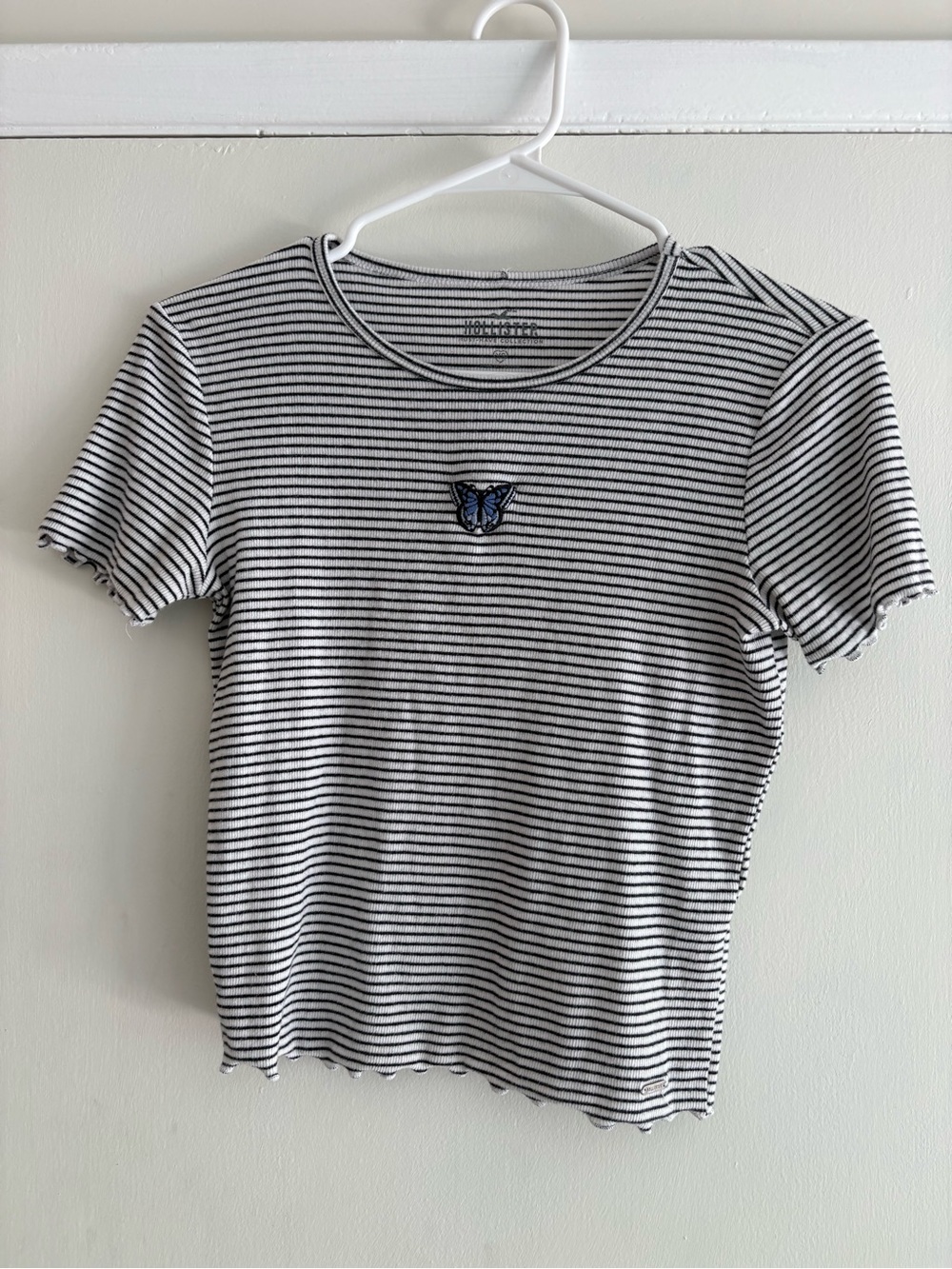 Hollister Industrialized Collection - Striped Butterfly Baby Tee - Y2K - XS